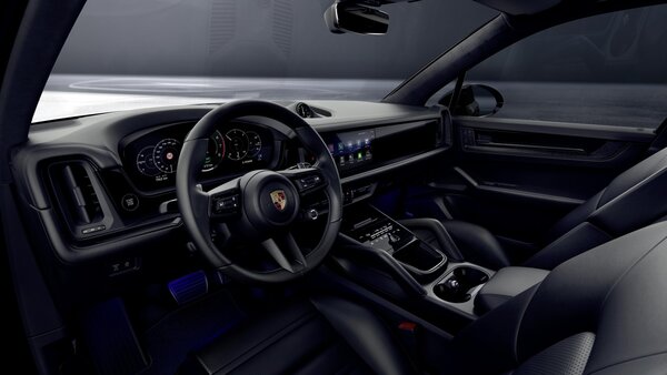 Porsche представила новые Taycan и Cayenne в версии Black Edition