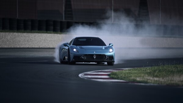 Maserati представляет новейший суперкар MCPURA