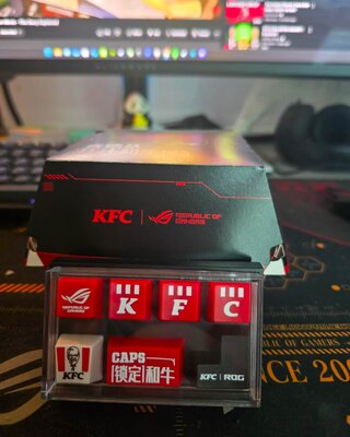 KFC и ASUS ROG представили брендовые кейкапы