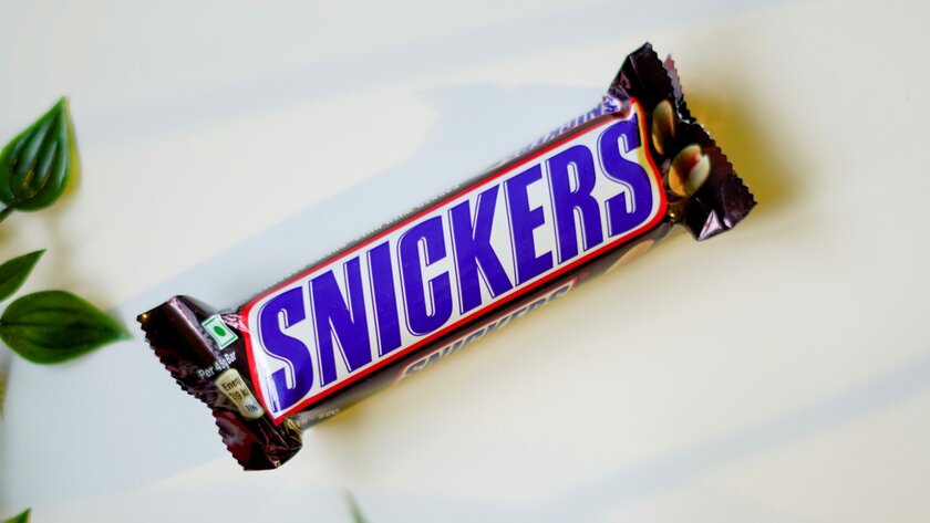 В Humbl Cookies стартуют продажи огромного батончика Snickers