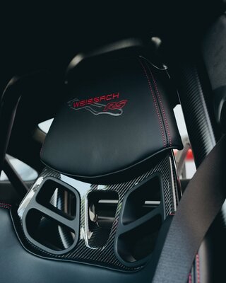 Уникальный Porsche 911 GT3 RS, созданный Дуа Липой, выставлен на аукцион