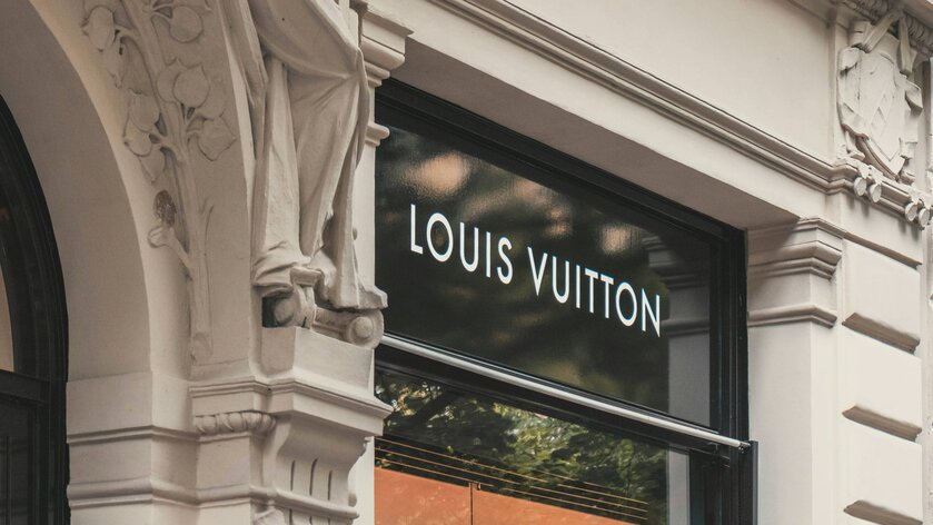 Louis Vuitton стали реже покупать