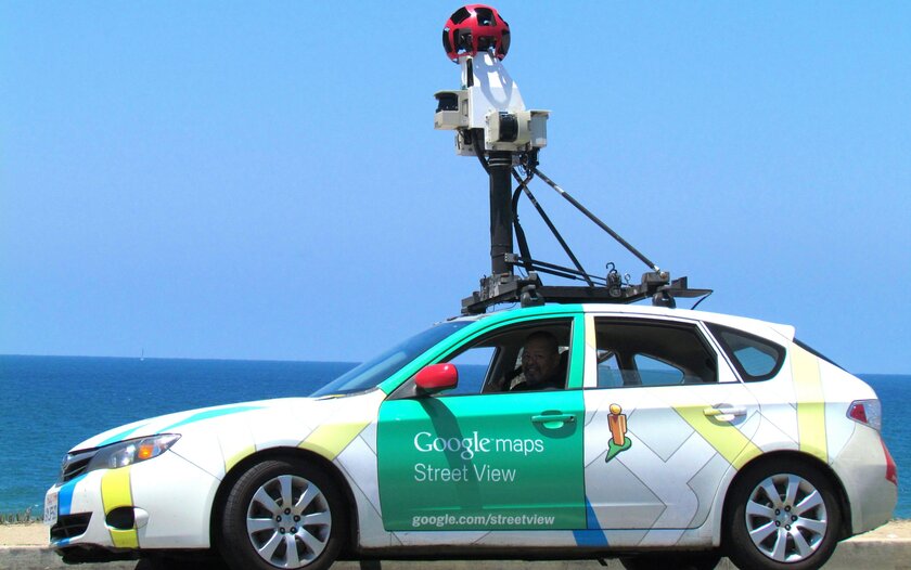 Google получил штраф в $12 500 за фото с обнаженным мужчиной