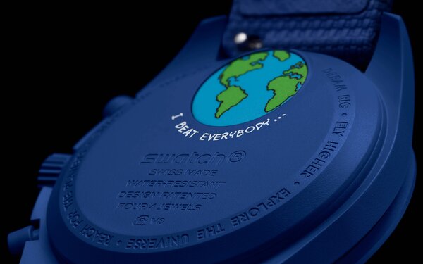 OMEGA и Swatch анонсировали лимитированную серию часов Mission to Earthphase MoonSwatch