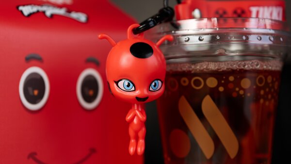 «Вкусно — и точка» объявила о коллаборации с Леди Баг и Супер-котом