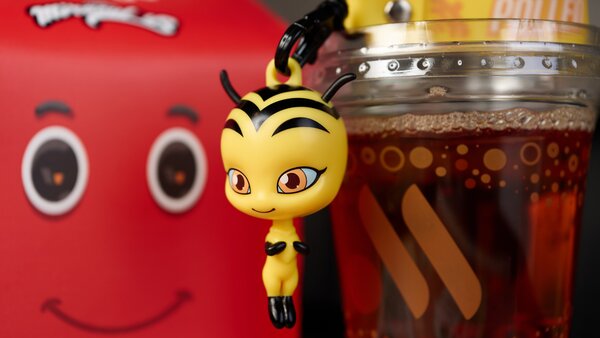 «Вкусно — и точка» объявила о коллаборации с Леди Баг и Супер-котом